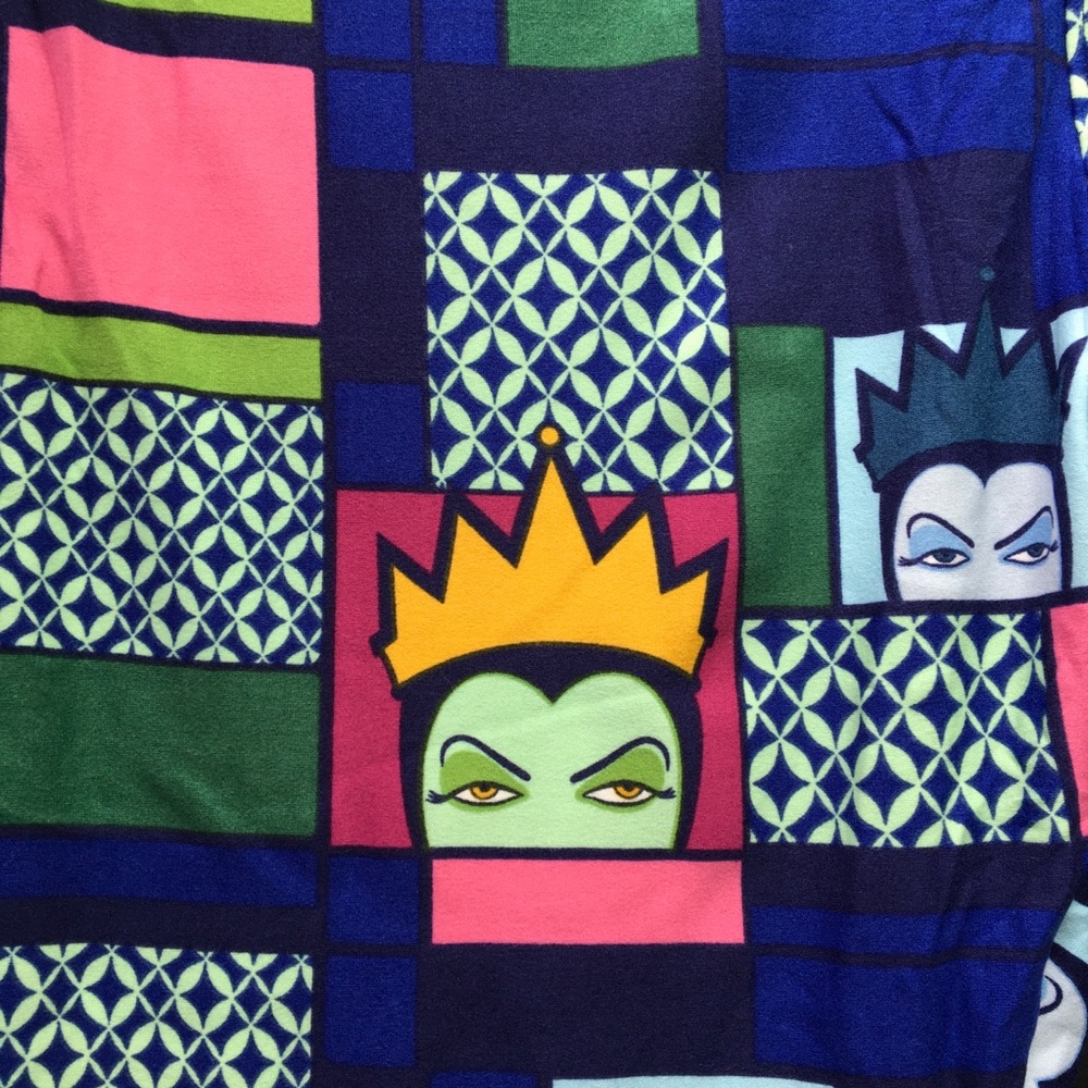 Disney Villain Evil Queen Colorful Geometric Patterned TC